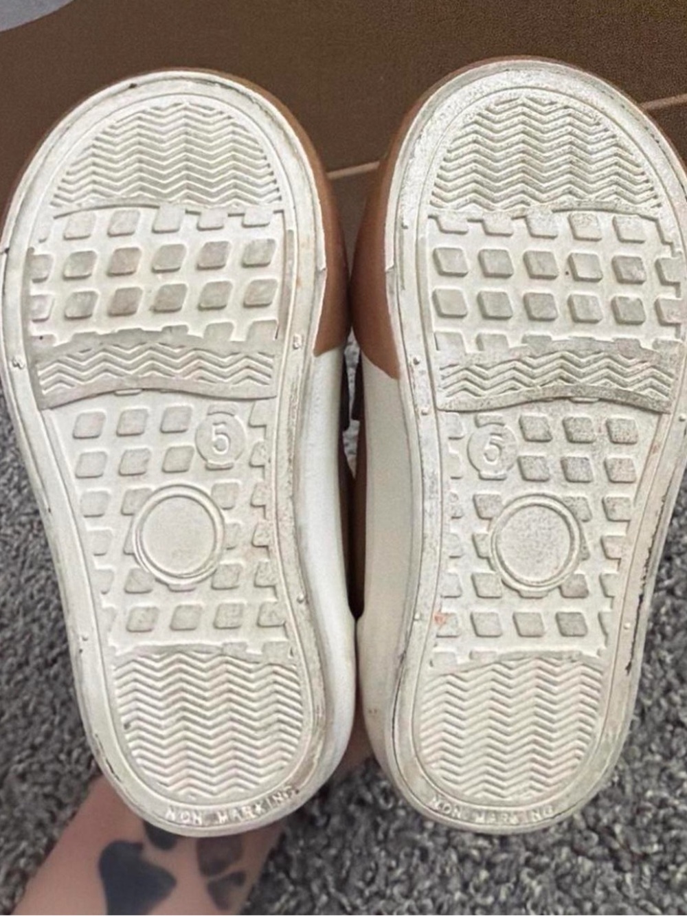 Toddler old navy khaki Canvas High-Top Sneakers with Double Velcro Straps - Picture 4 of 4